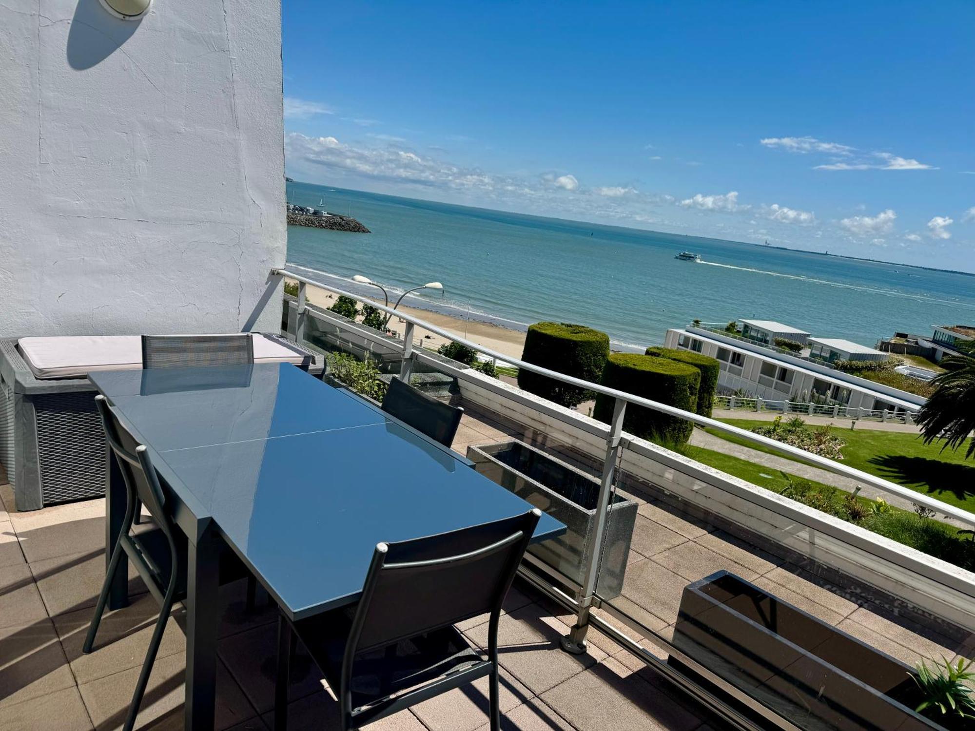 Appartement A Royan Exteriör bild